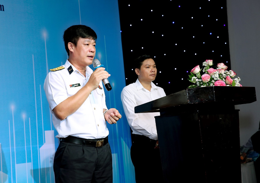 Thượng tá Vũ Văn Đoàn – Cục Chính trị Hải quân sẽ gửi đến các Nhà báo những lời chúc Tết ý nghĩa.